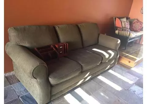 COUCH - LA-Z-BOY - GREEN, COMFORTABLE, USED, GOOD CONDITION!